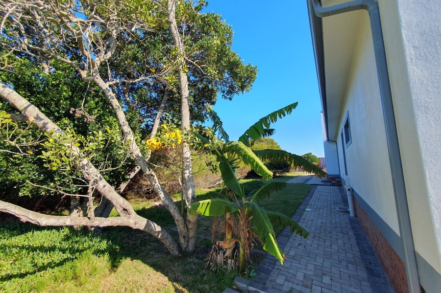 2 Bedroom Property for Sale in Paradise Beach Eastern Cape